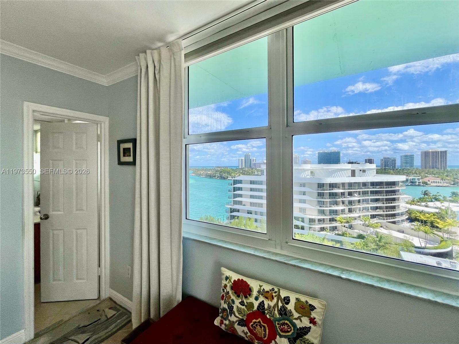 10350 W Bay Harbor Dr PH-H photo 14