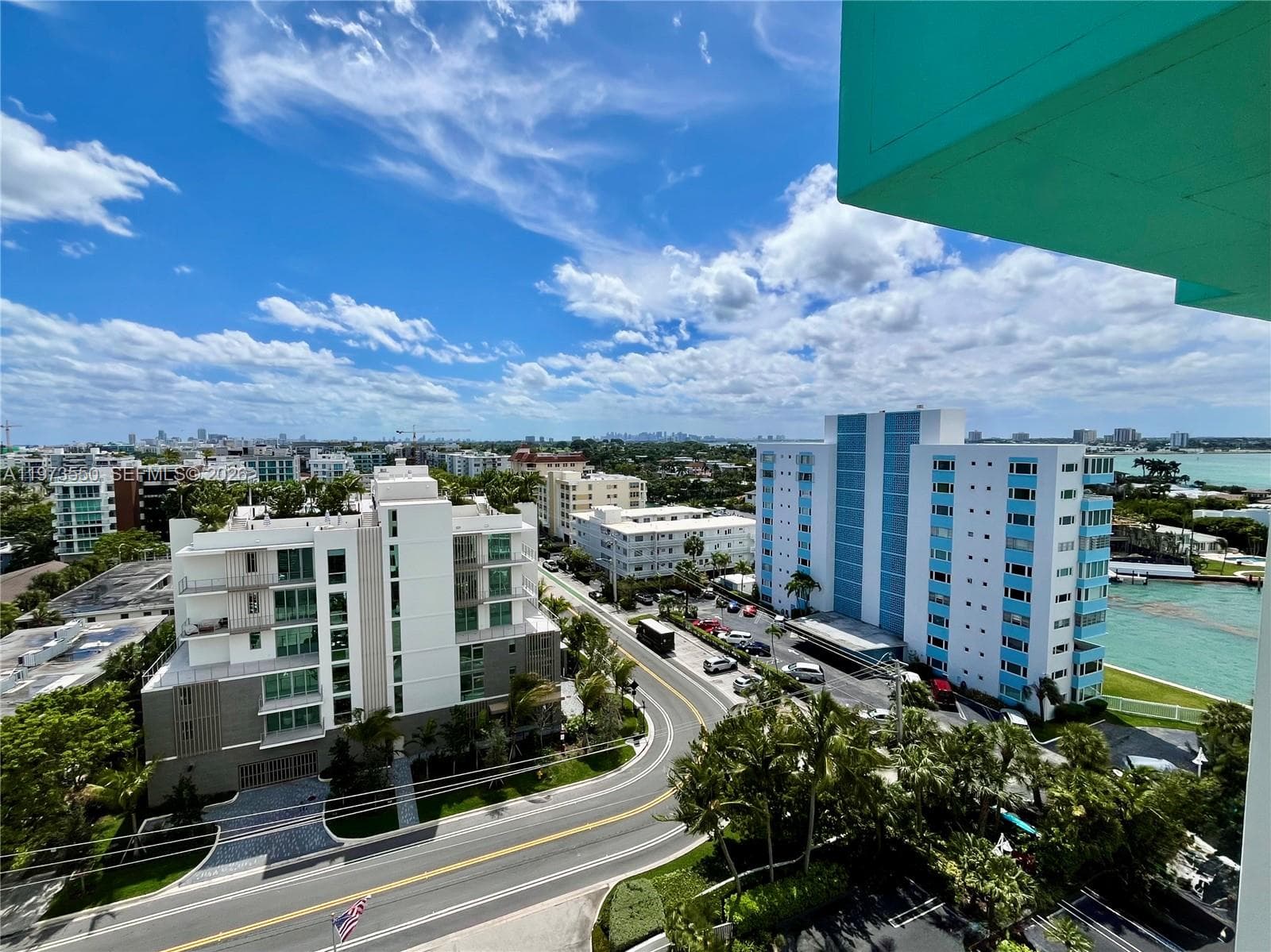 10350 W Bay Harbor Dr PH-H photo 18