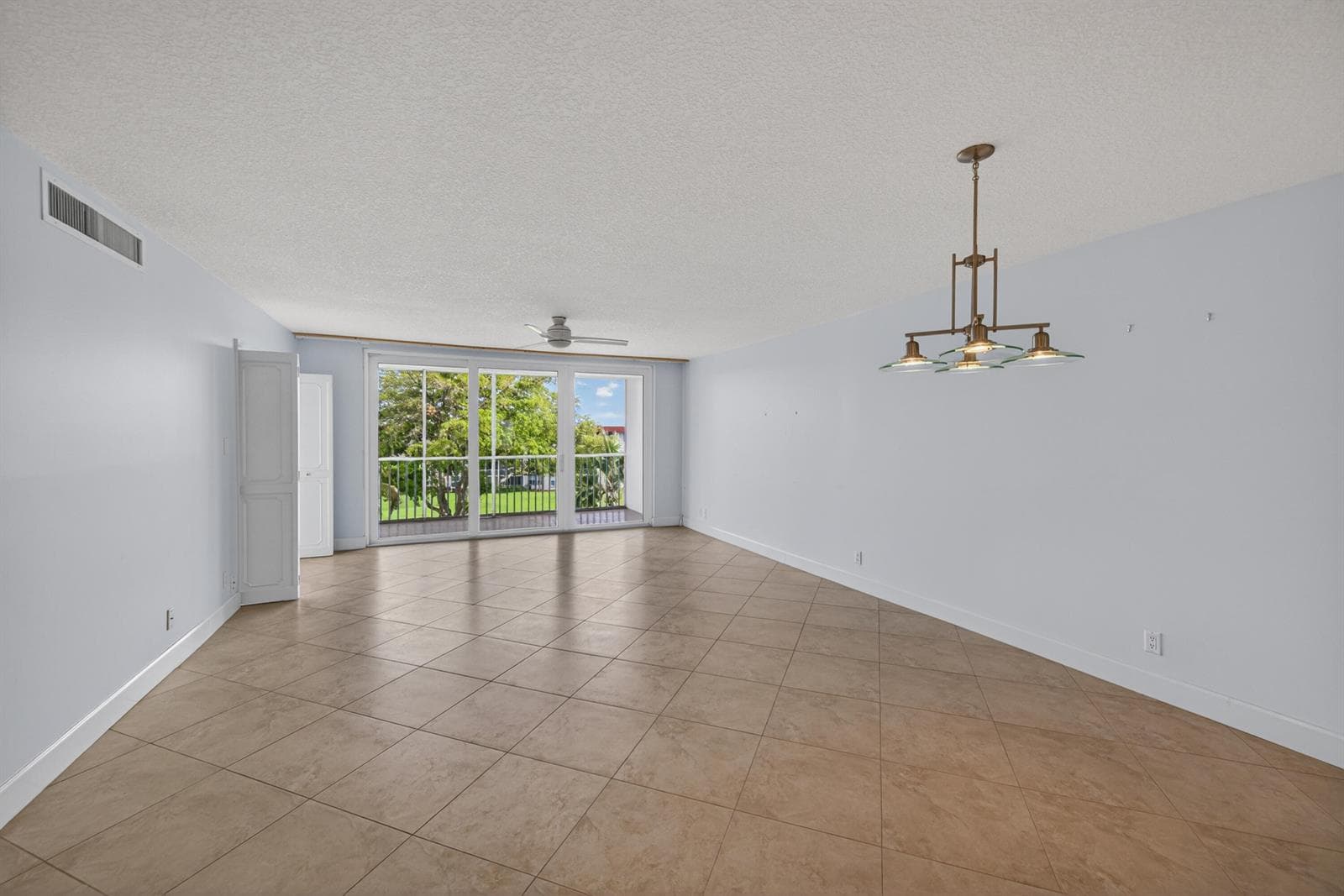 3150 NE 48th Court 414 photo 6