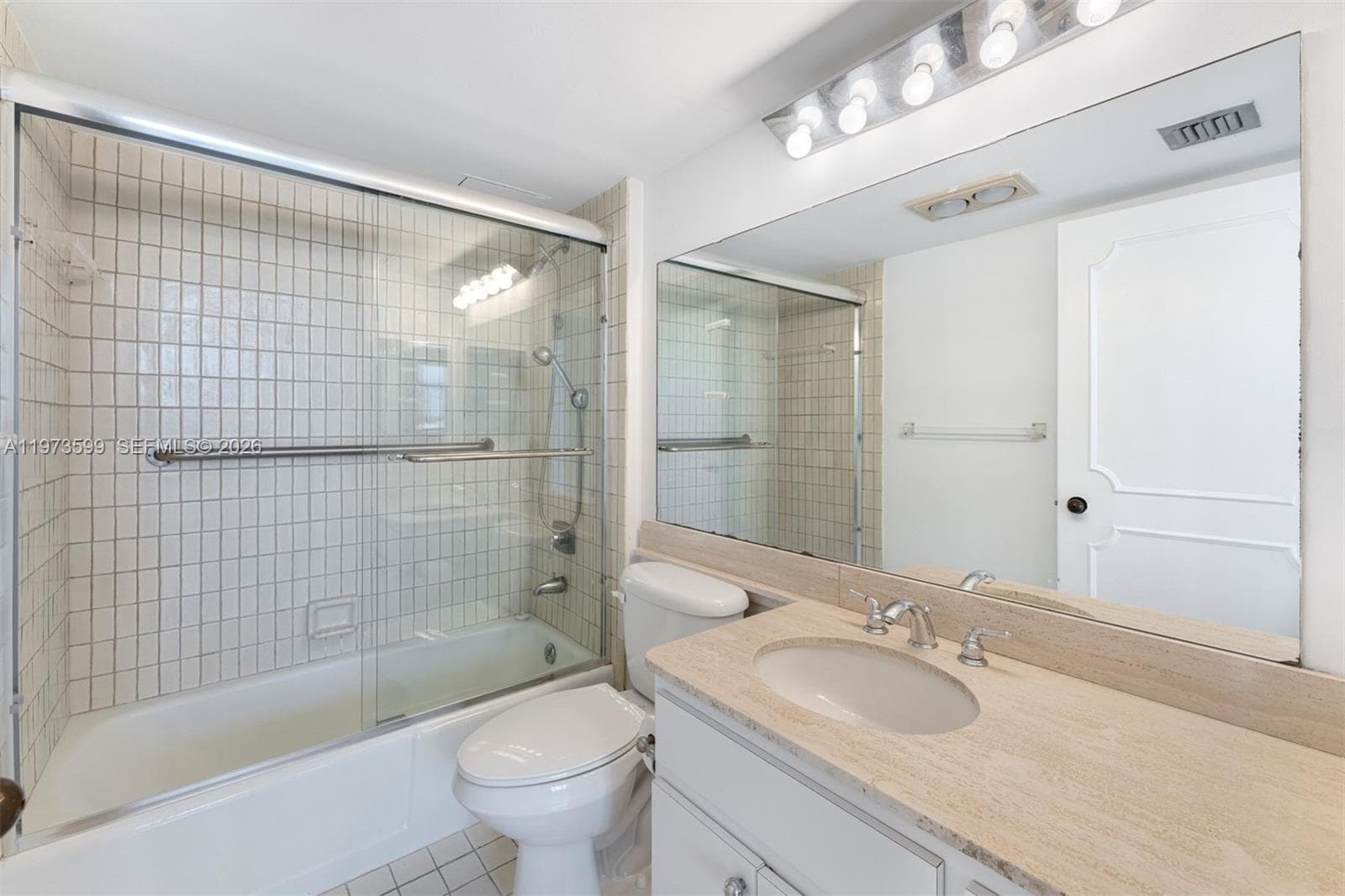 151 Crandon Blvd 600 photo 17