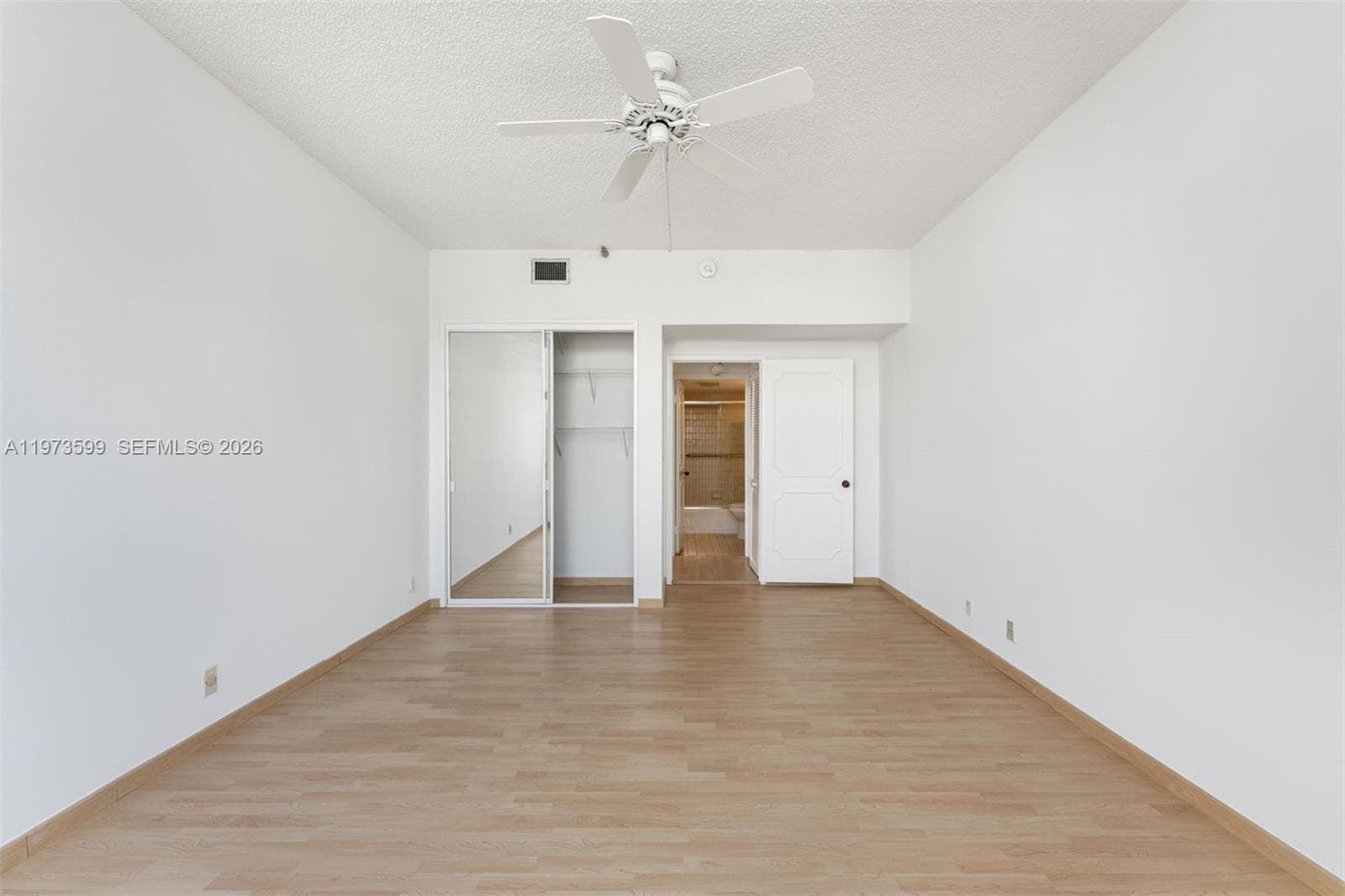 151 Crandon Blvd 600 photo 16