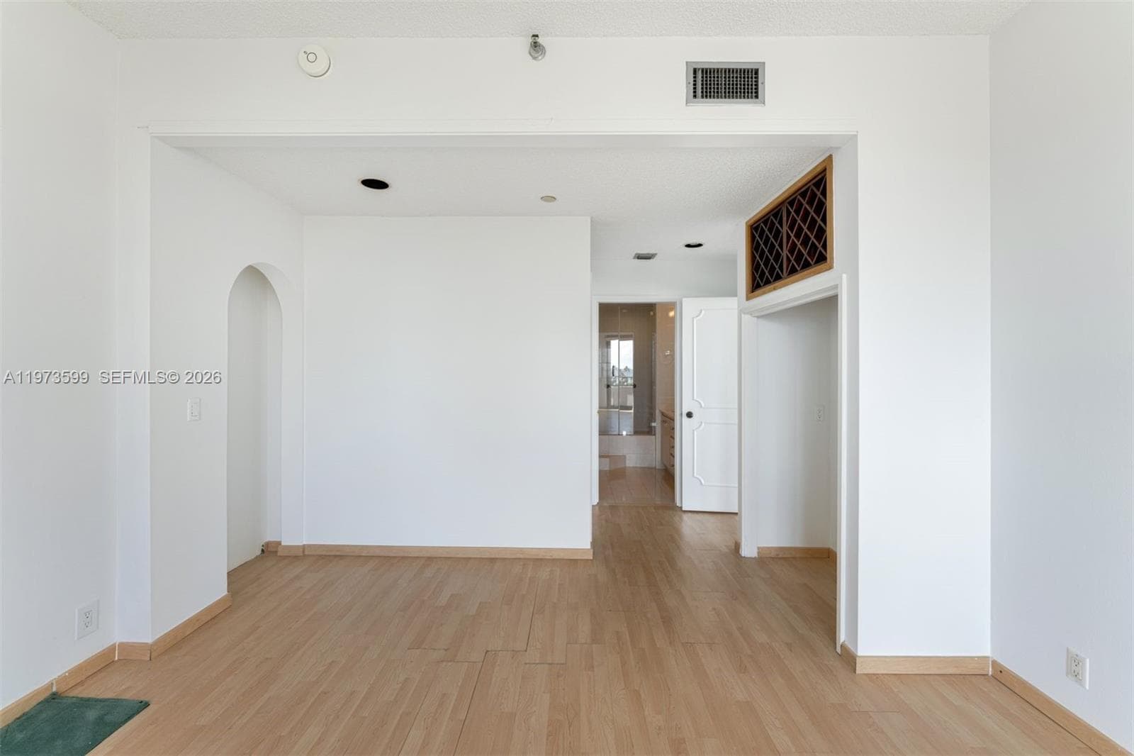 151 Crandon Blvd 600 photo 22