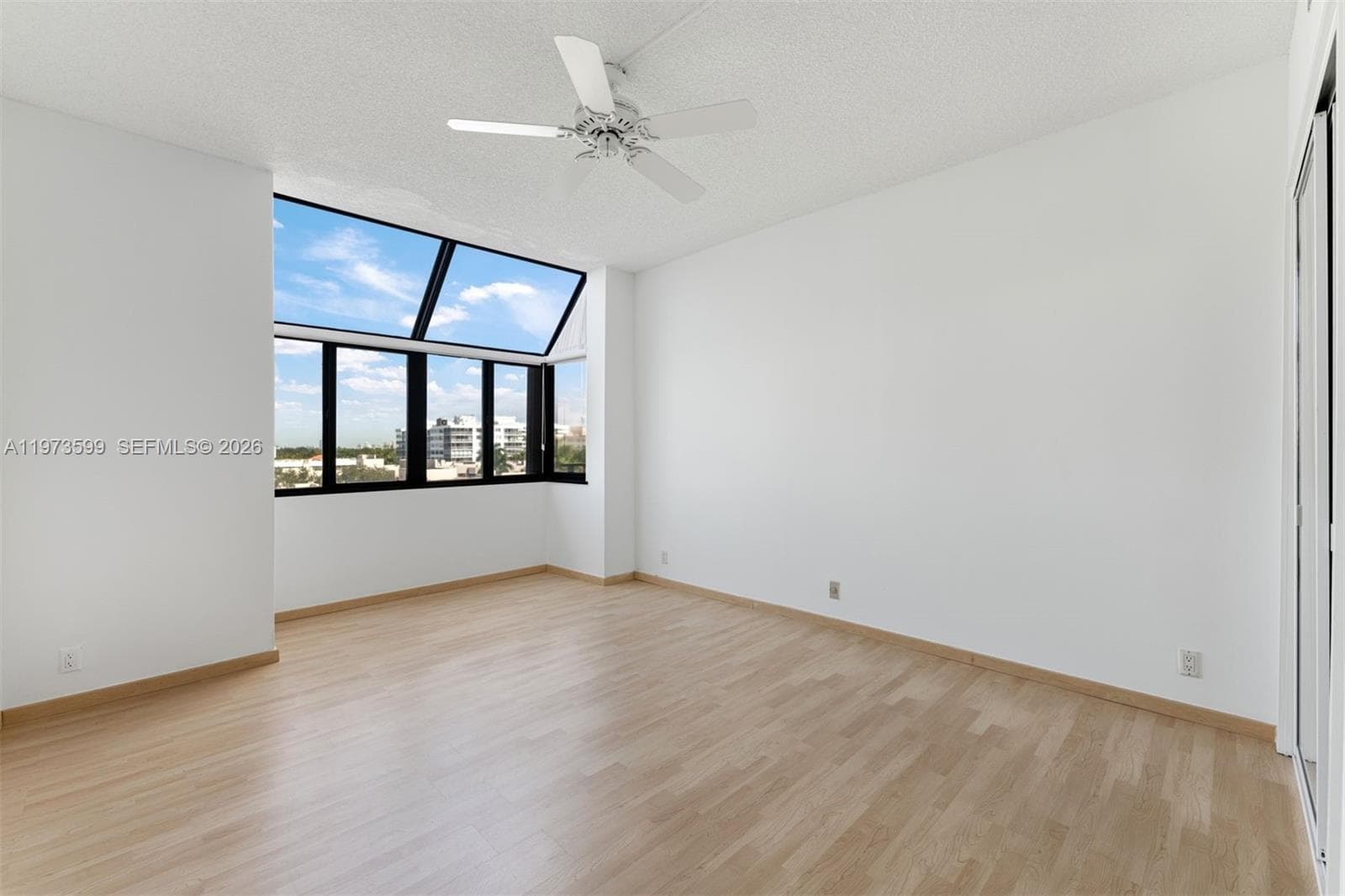 151 Crandon Blvd 600 photo 15