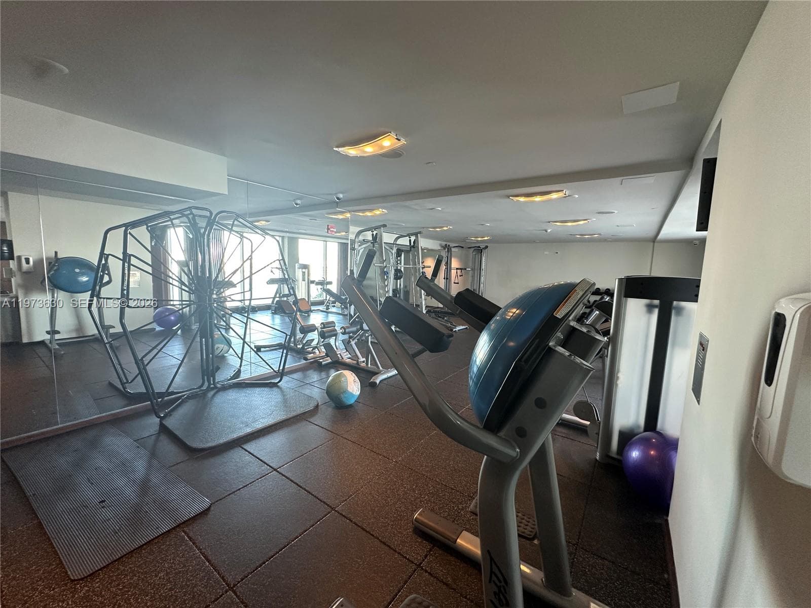 335 S Biscayne Blvd 1002 photo 16
