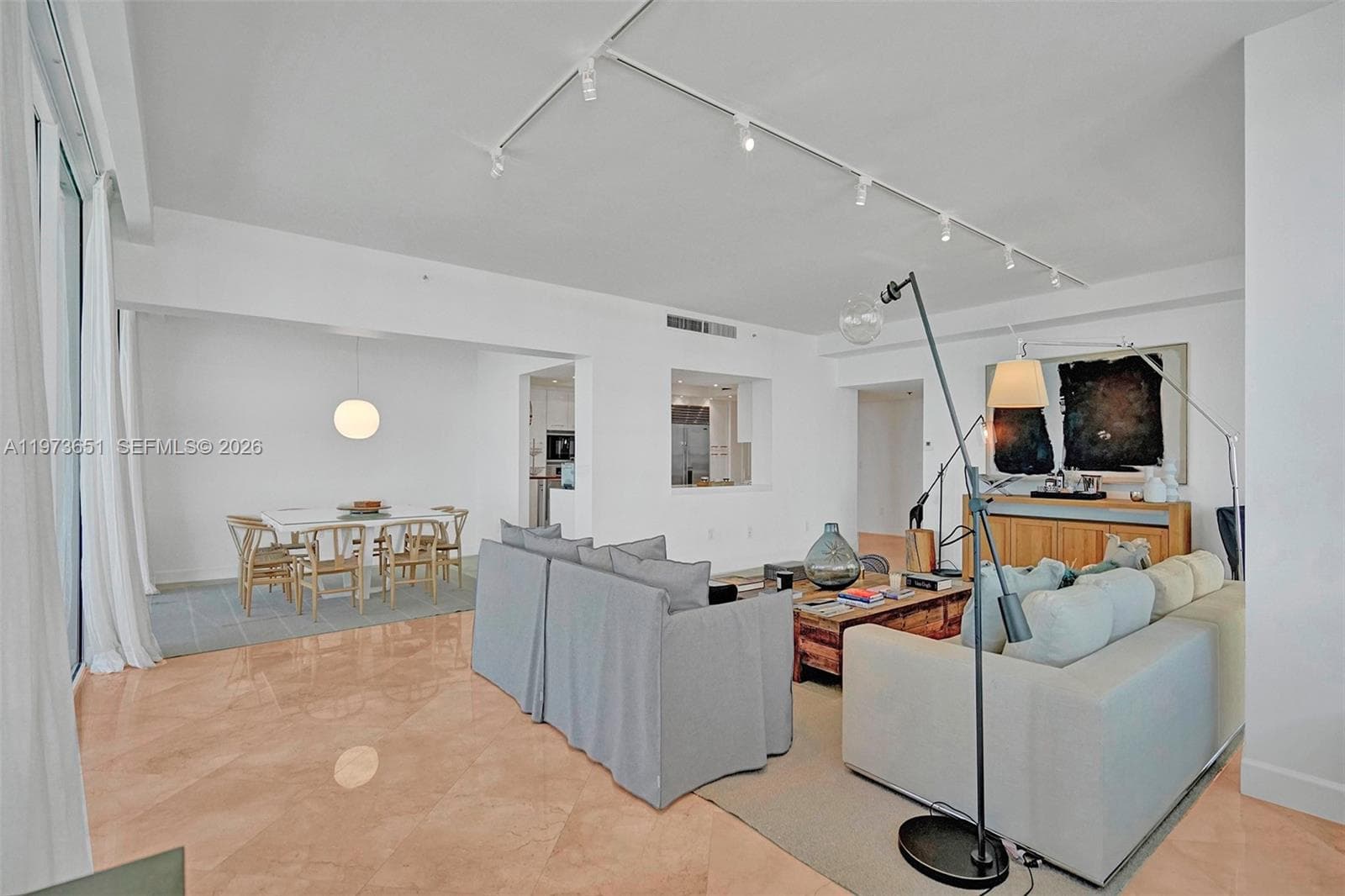 10205 Collins Ave P8 photo 4