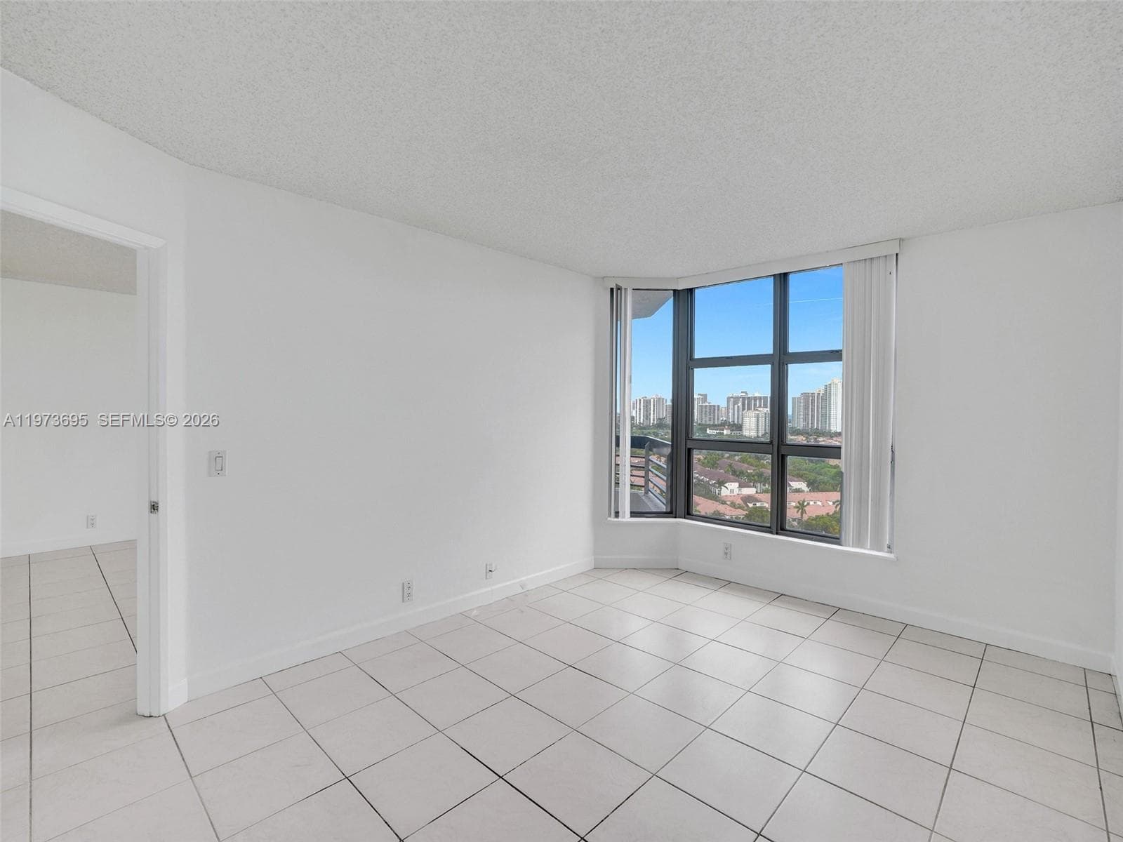 3400 192nd ST 1811 photo 17