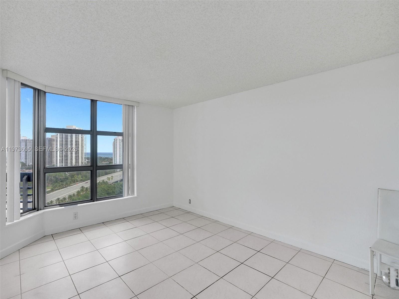 3400 192nd ST 1811 photo 16