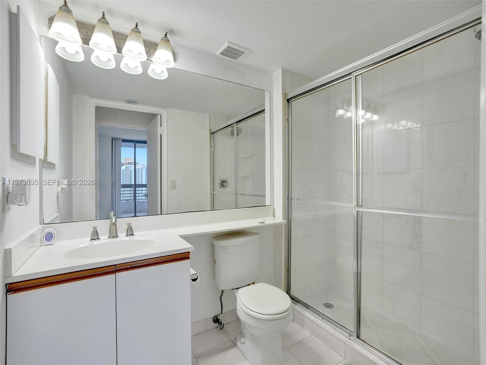 3400 192nd ST 1811 photo 25