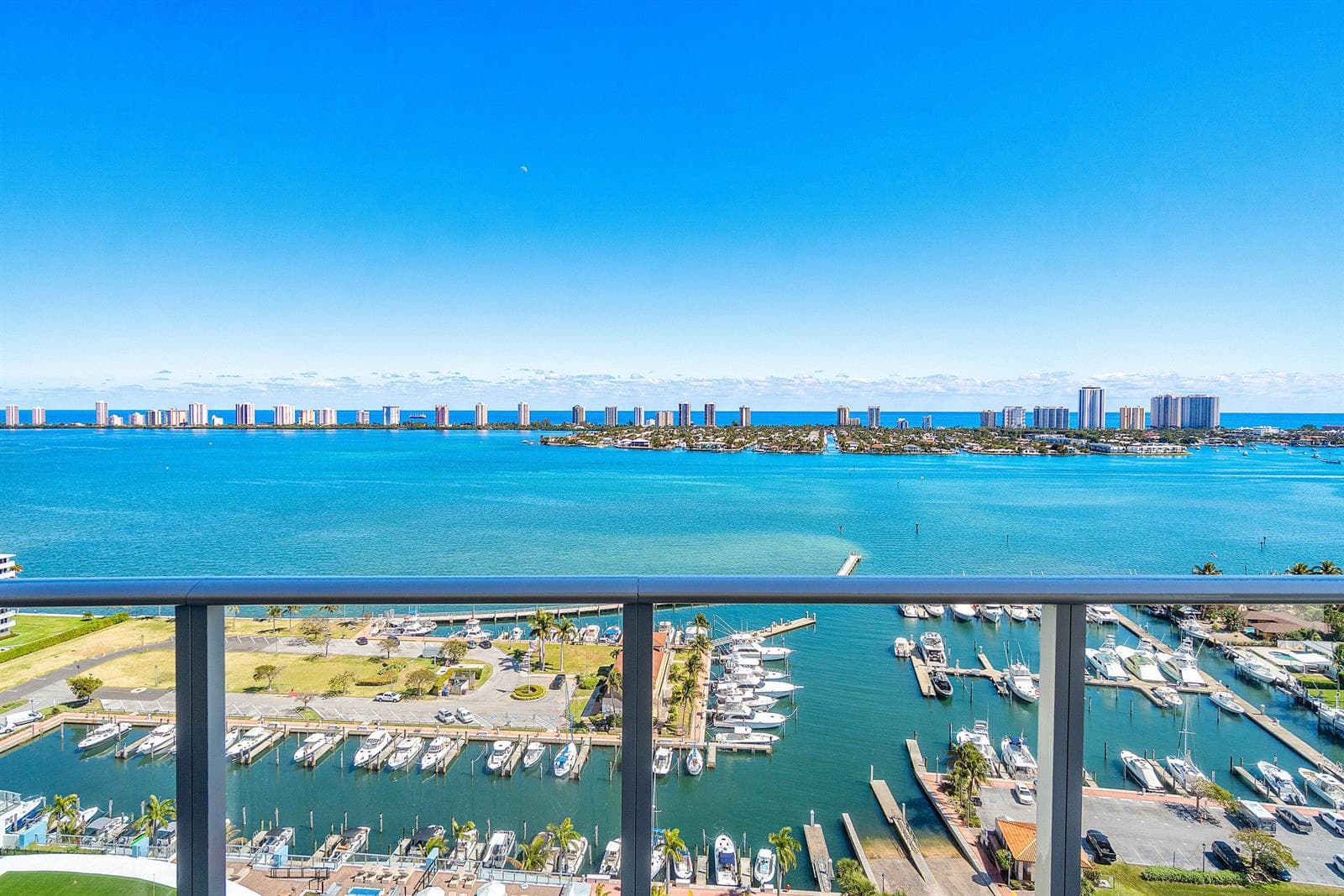 220 Lake Shore Drive 2012 photo 1