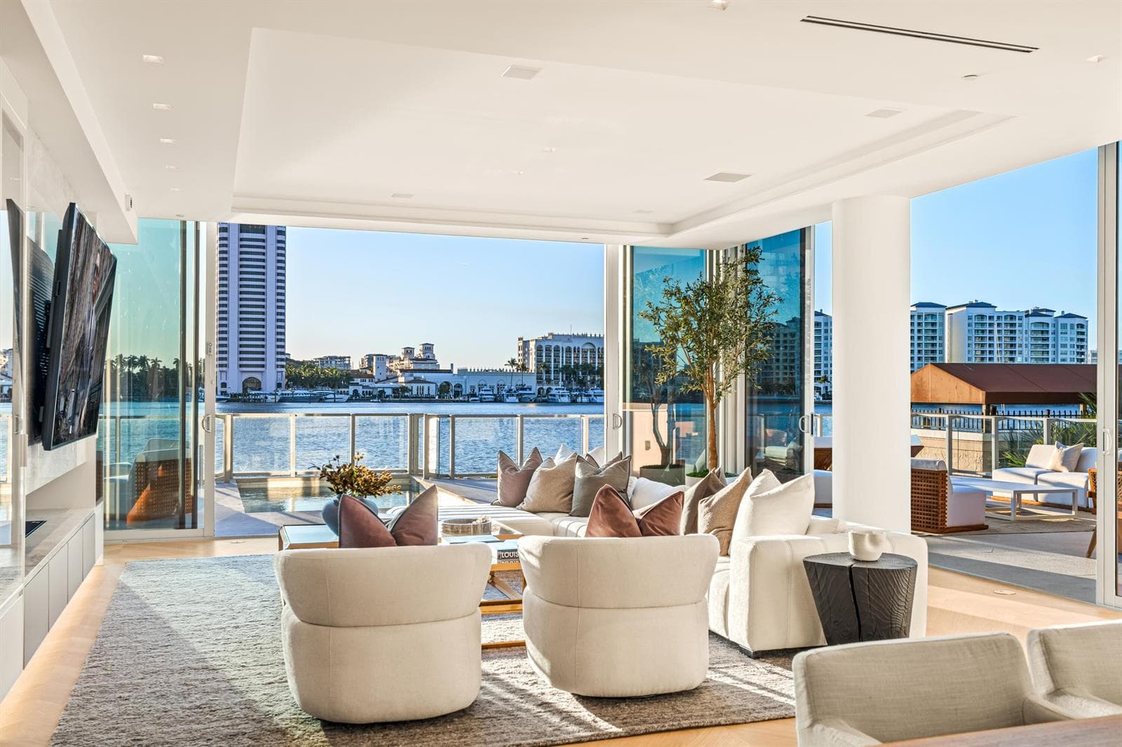 725 S Ocean Boulevard 101 photo 6