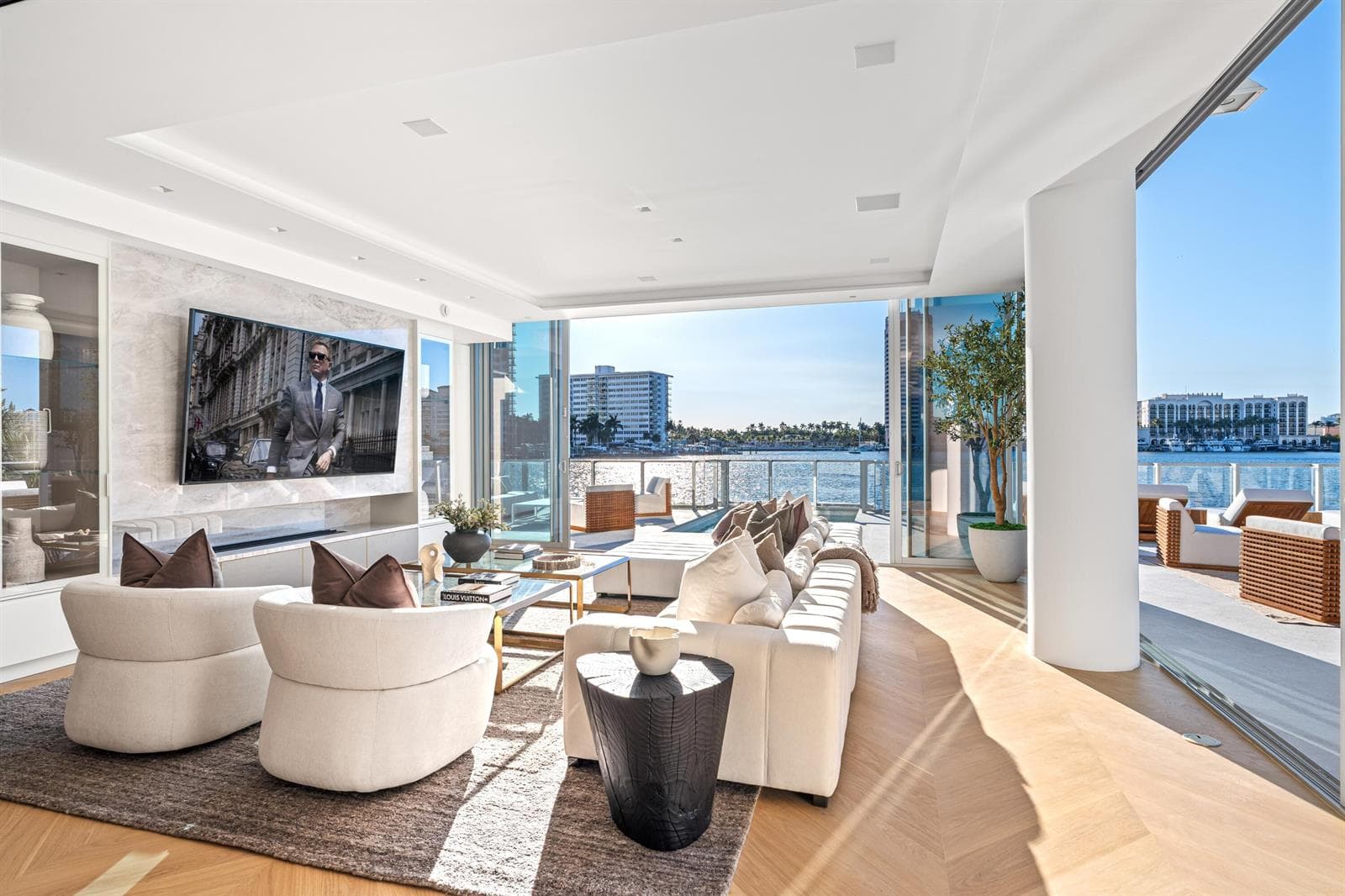 725 S Ocean Boulevard 101 photo 7
