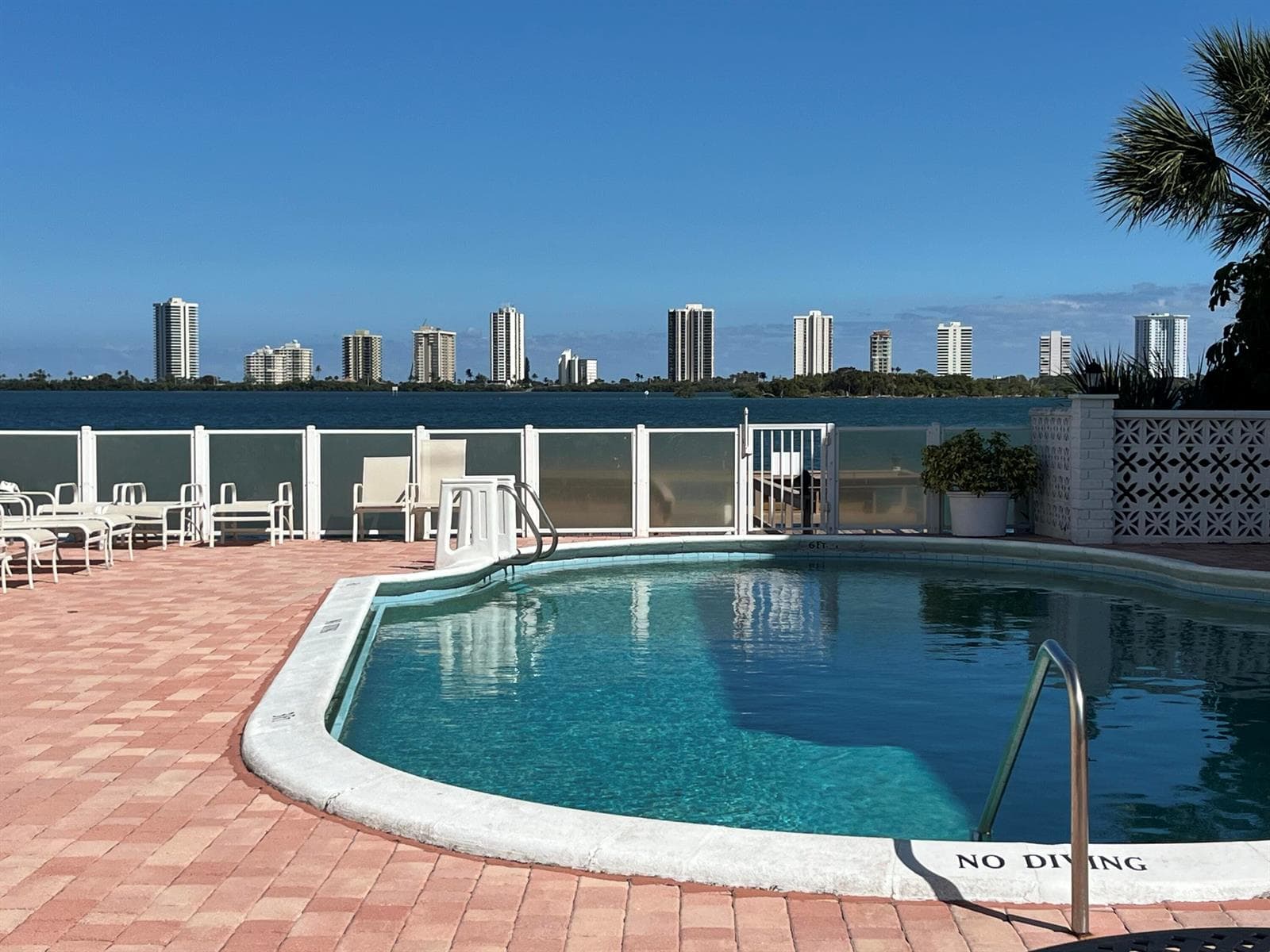 100 Doolen Court 112 photo 19
