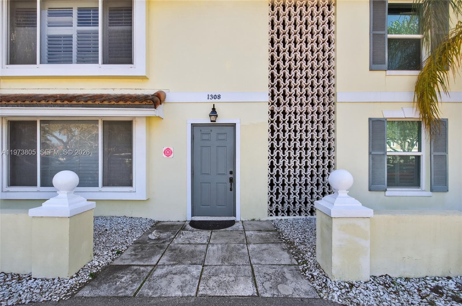 1308 Bayview Dr 2B photo 5