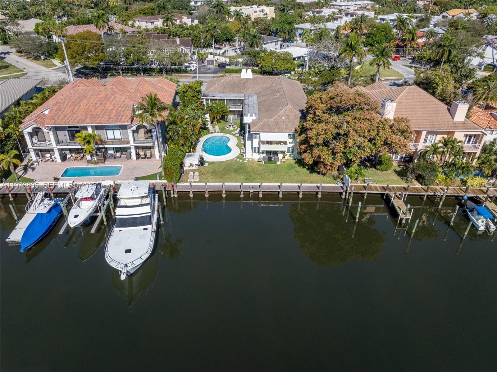 1308 Bayview Dr 2B photo 4
