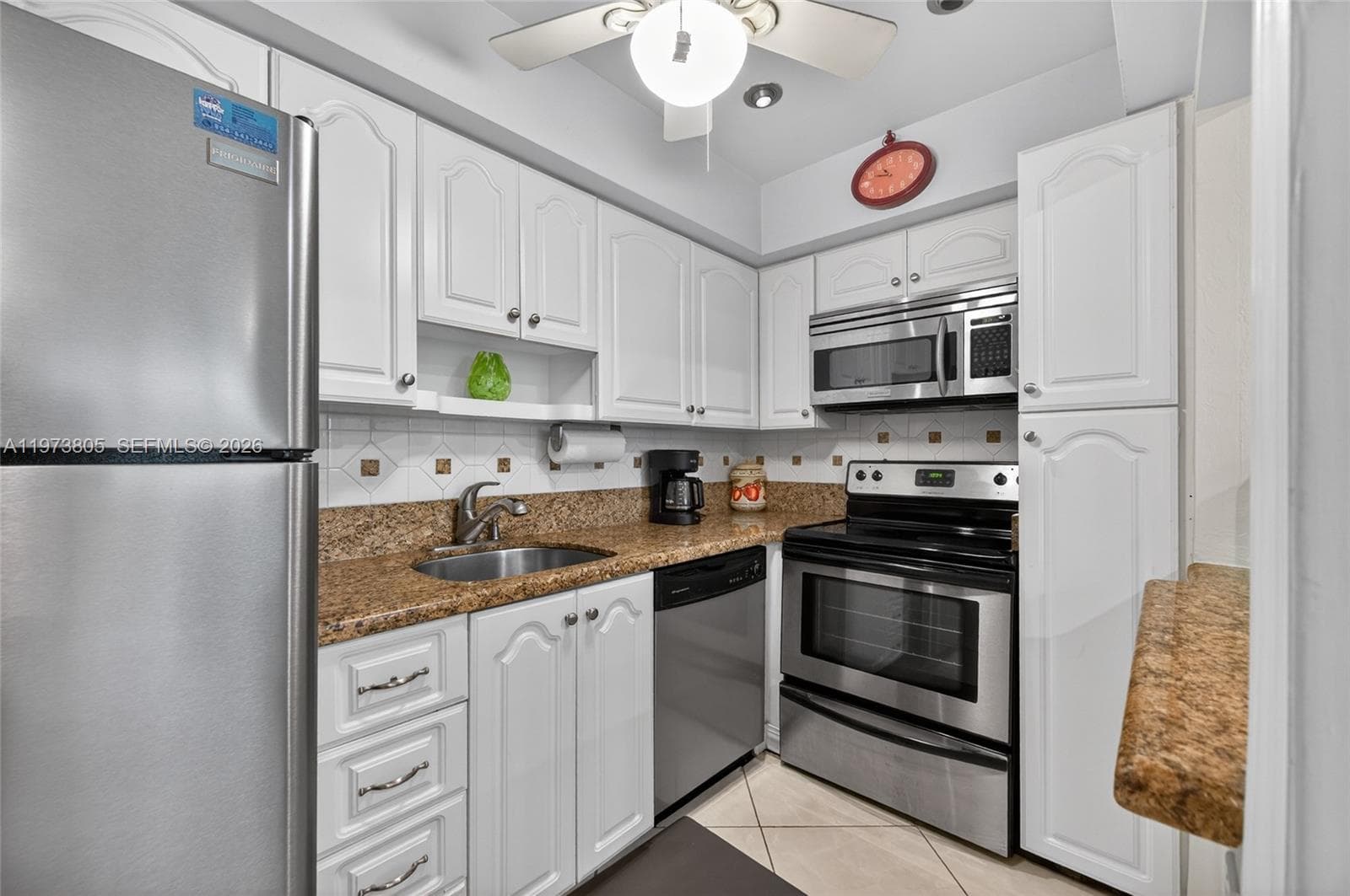 1308 Bayview Dr 2B photo 21
