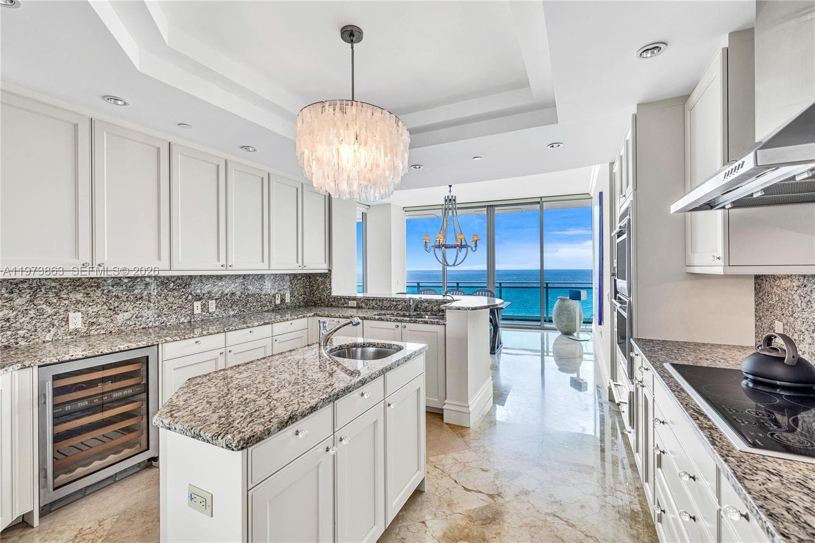 10295 Collins Ave 1508 photo 4