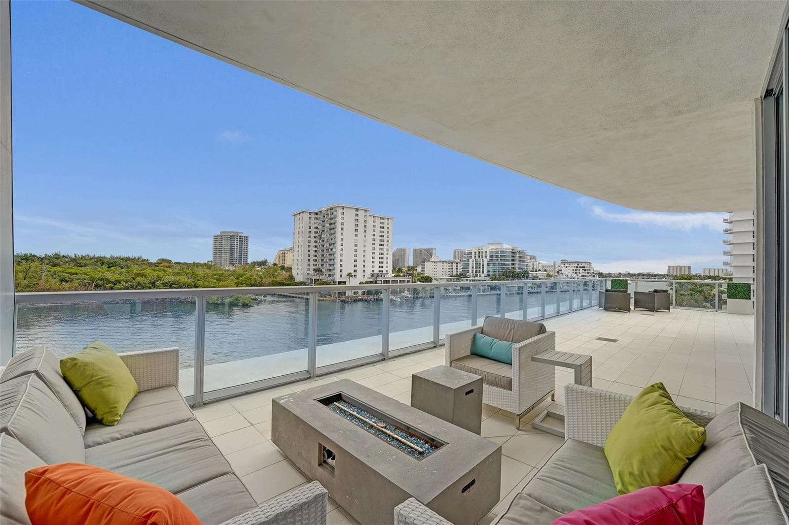 920 Intracoastal Drive 503 photo 1