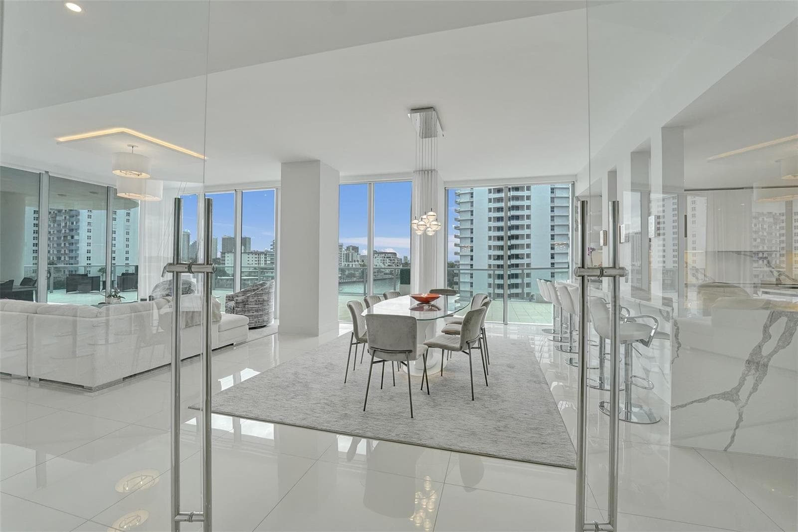 920 Intracoastal Drive 503 photo 5