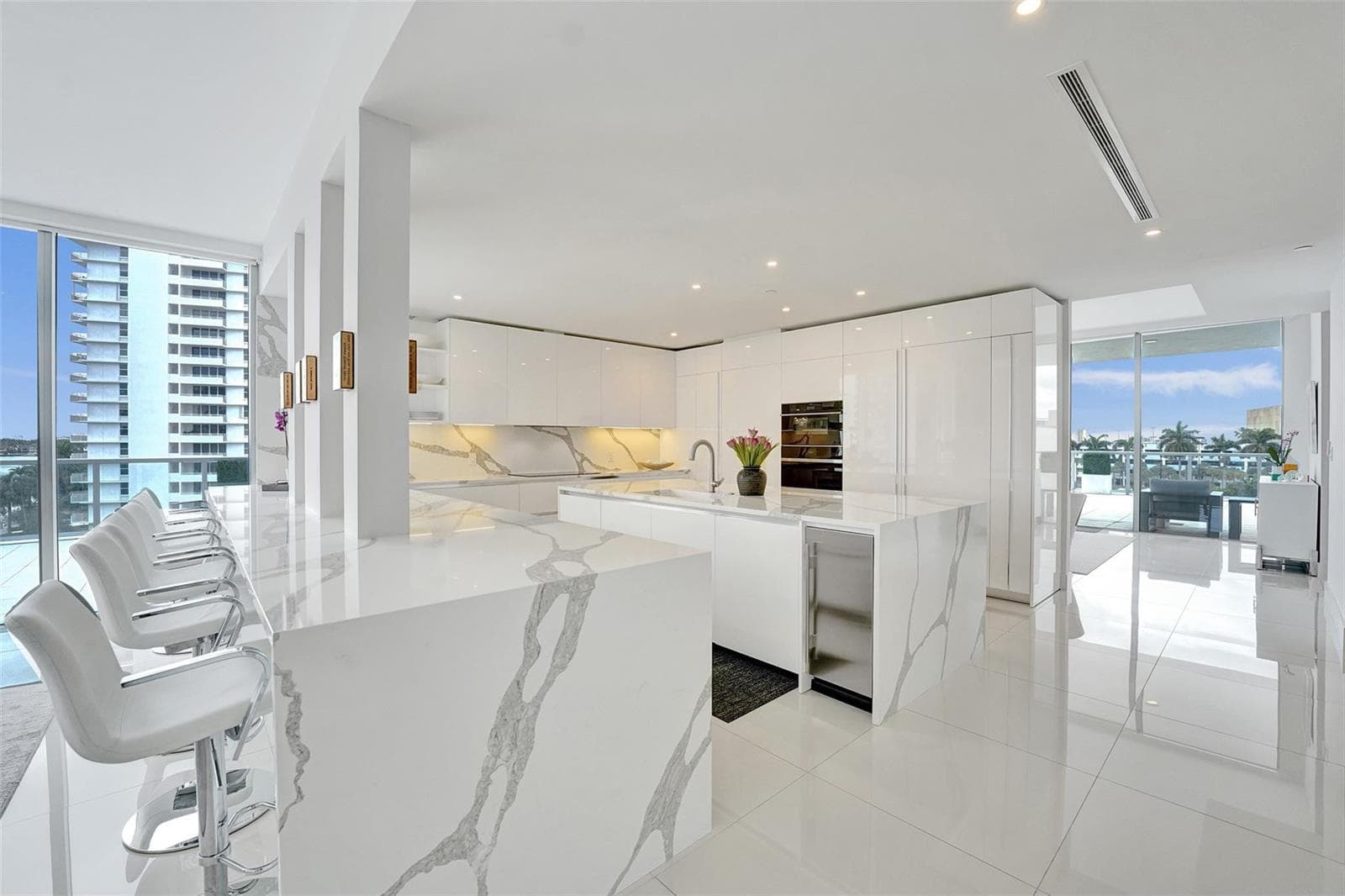 920 Intracoastal Drive 503 photo 15
