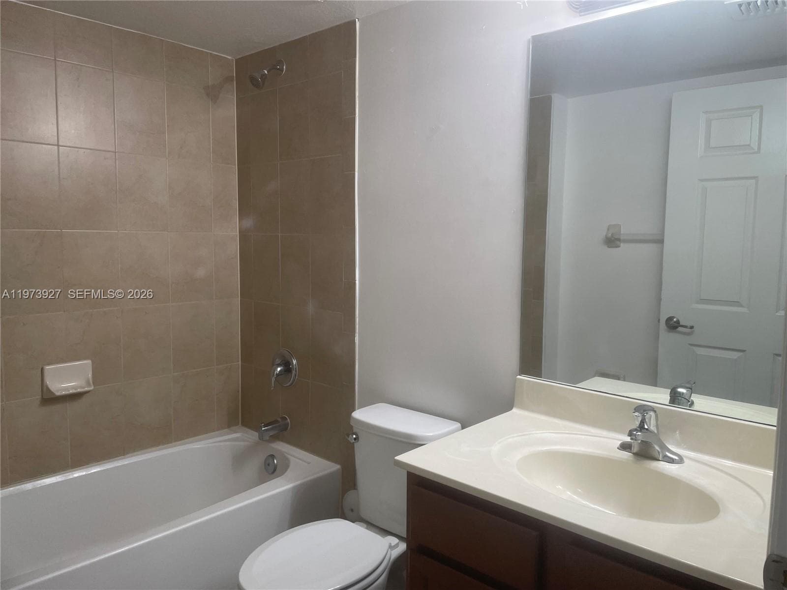 22311 SW 88th Pl 104-4 photo 16