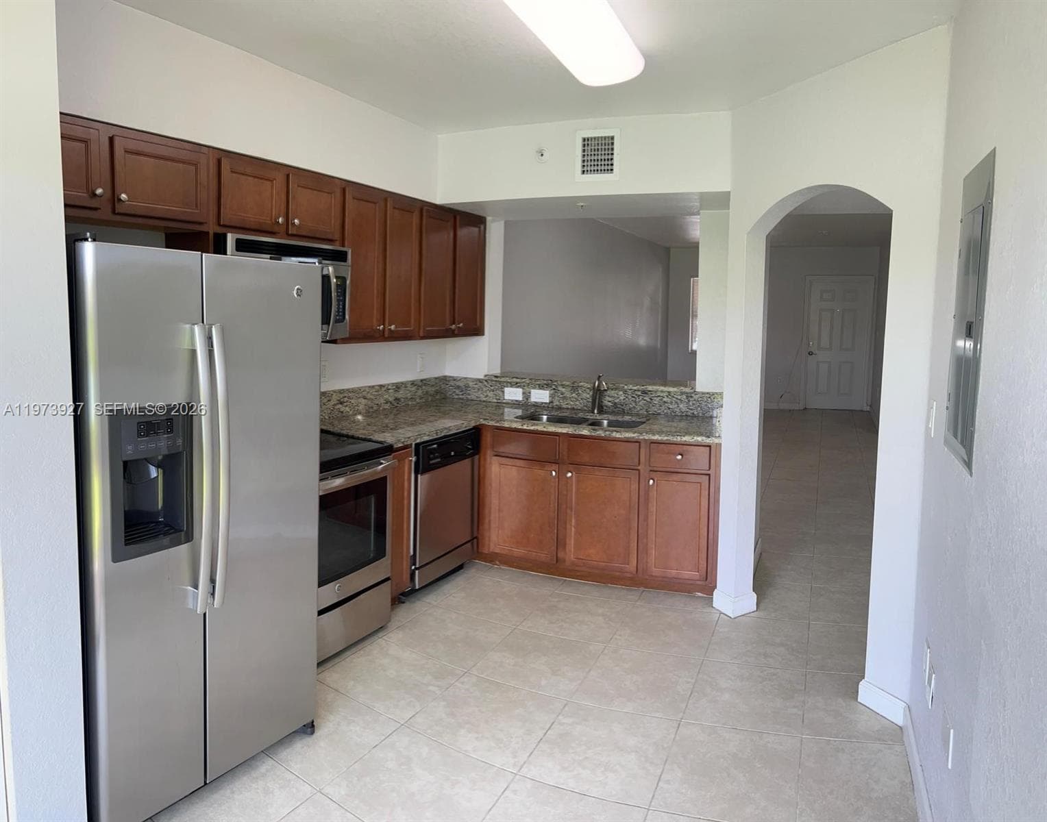 22311 SW 88th Pl 104-4 photo 5