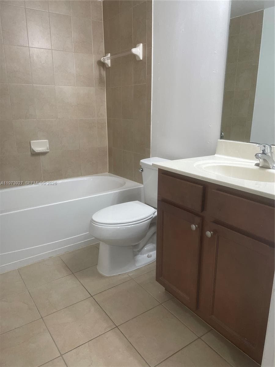 22311 SW 88th Pl 104-4 photo 18