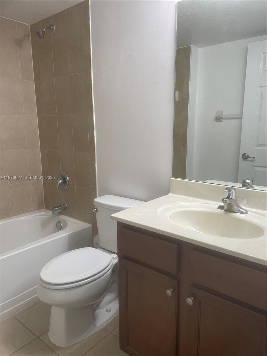22311 SW 88th Pl 104-4 photo 15