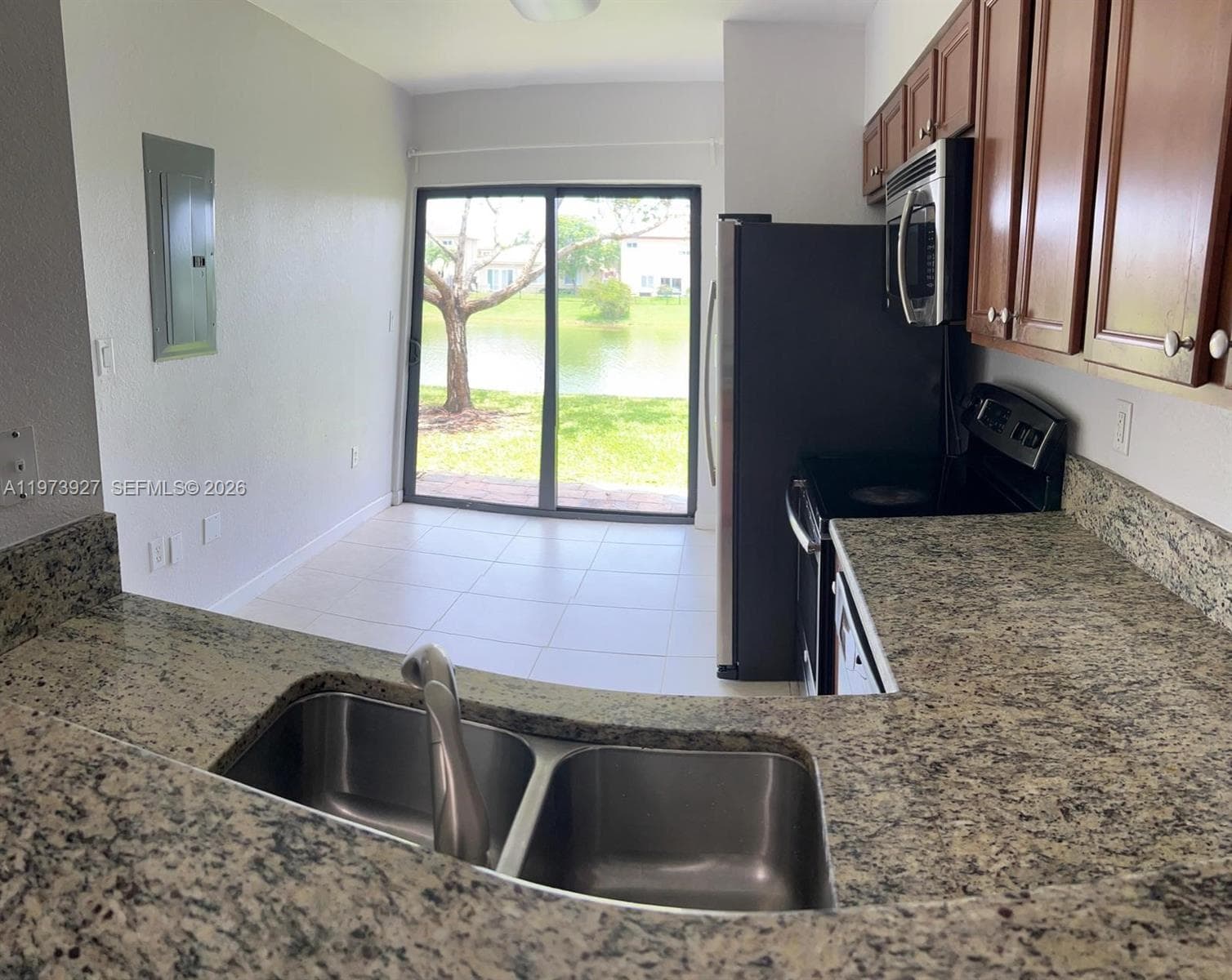 22311 SW 88th Pl 104-4 photo 8