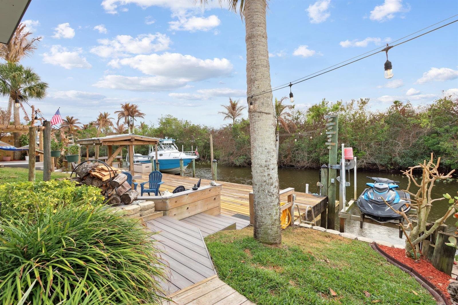 310 Holly Avenue photo 13