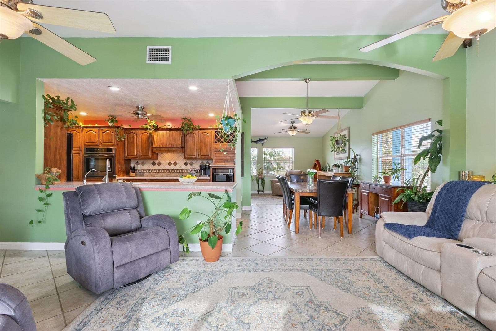 310 Holly Avenue photo 16