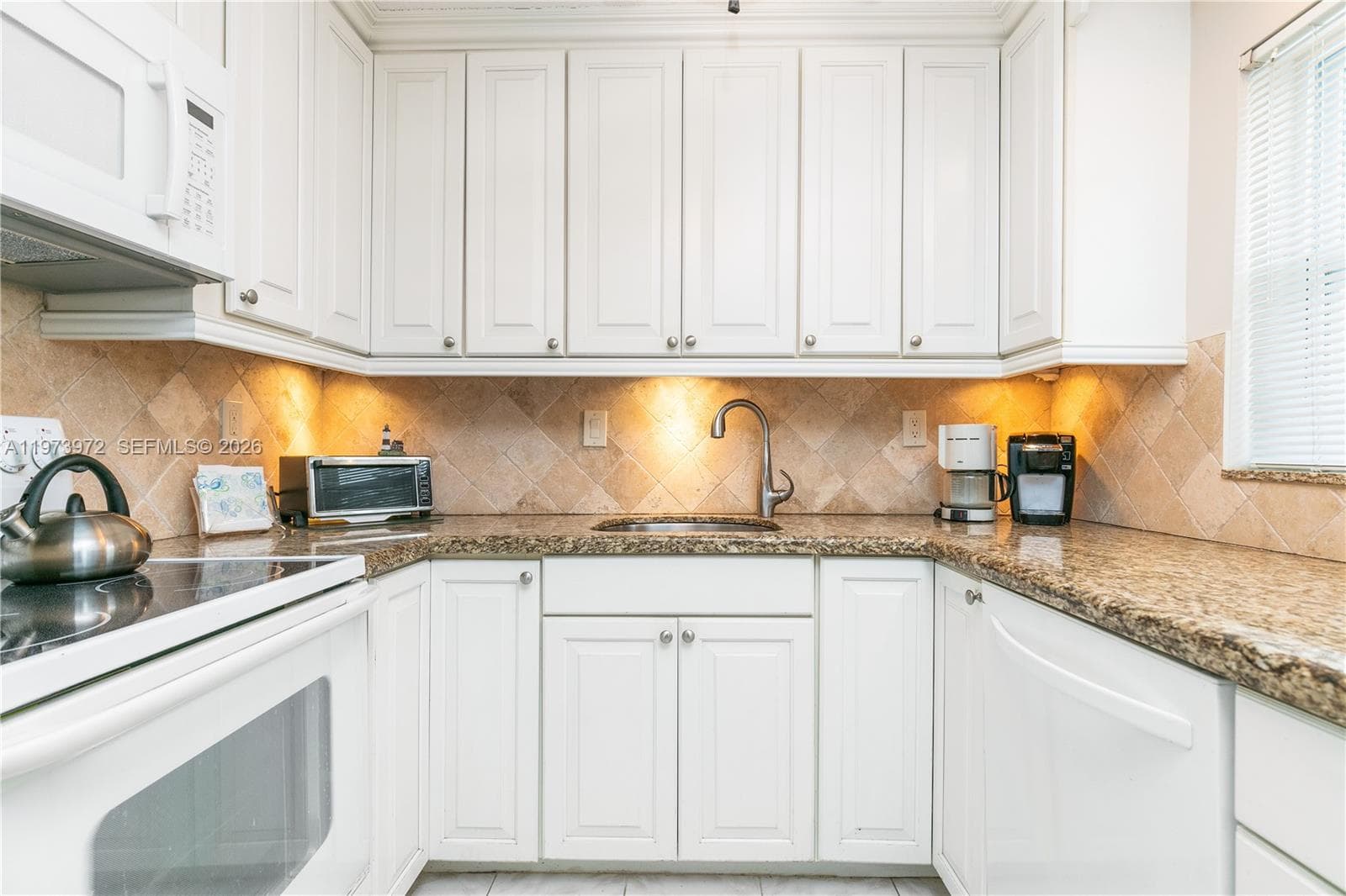 3131 S Ocean Dr 110 photo 3