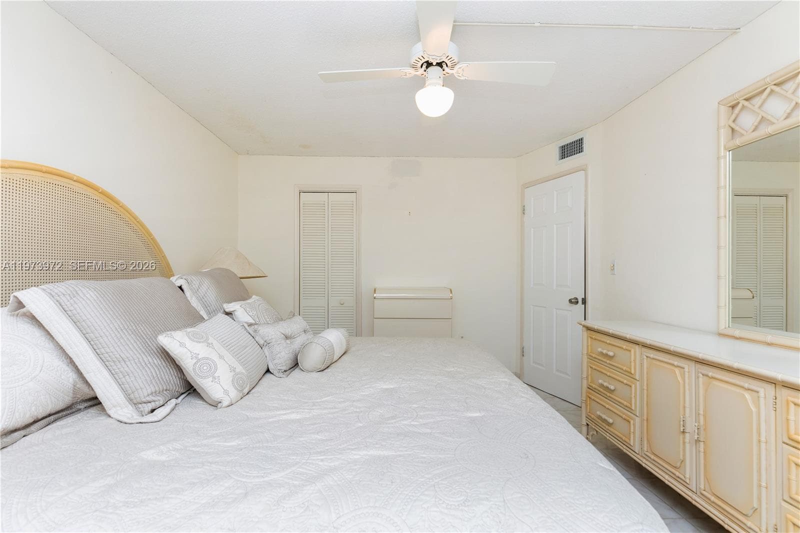 3131 S Ocean Dr 110 photo 18