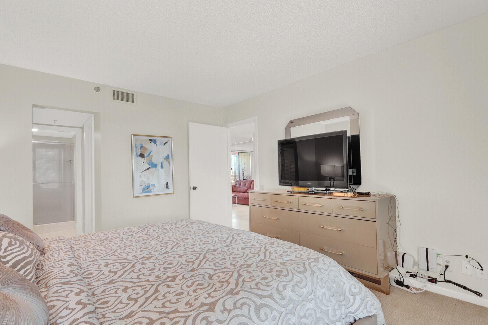 2687 N Ocean Boulevard G-306 photo 10