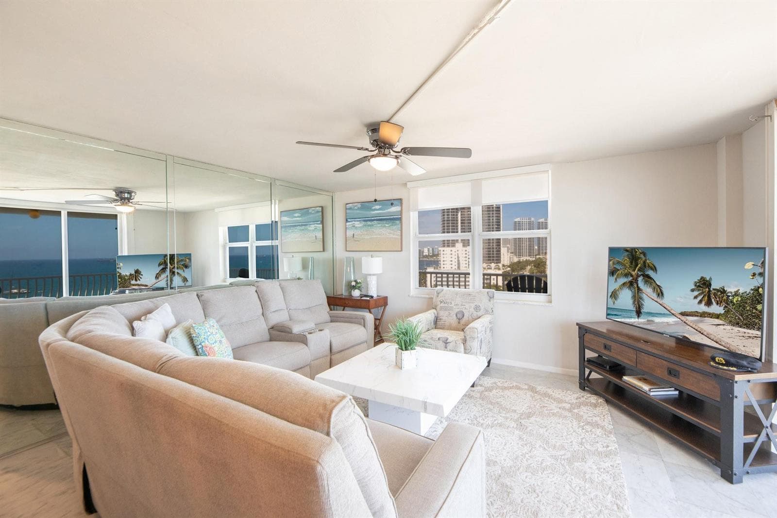1 Las Olas Circle 1117 photo 3