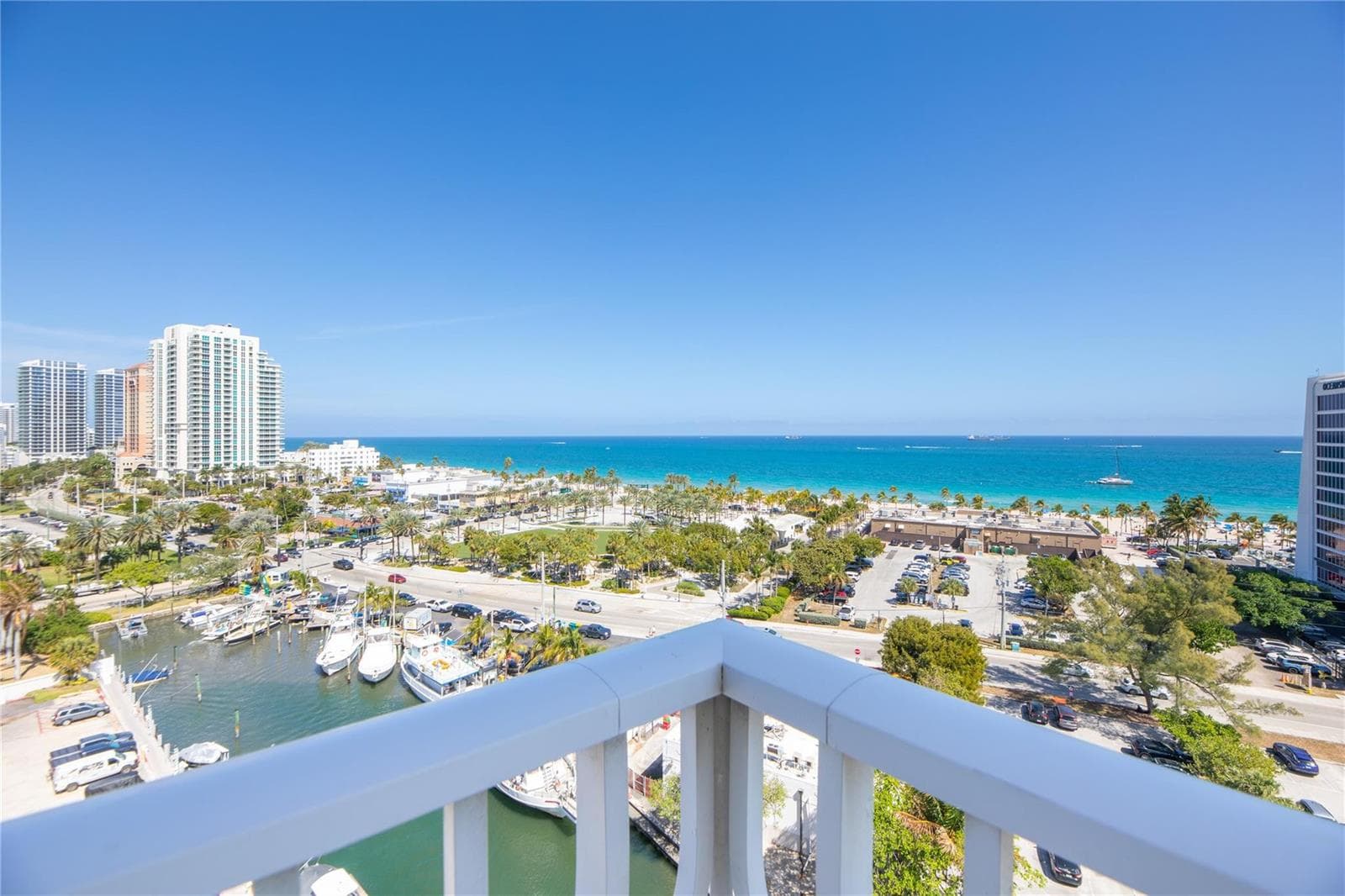 1 Las Olas Circle 1117 photo 24