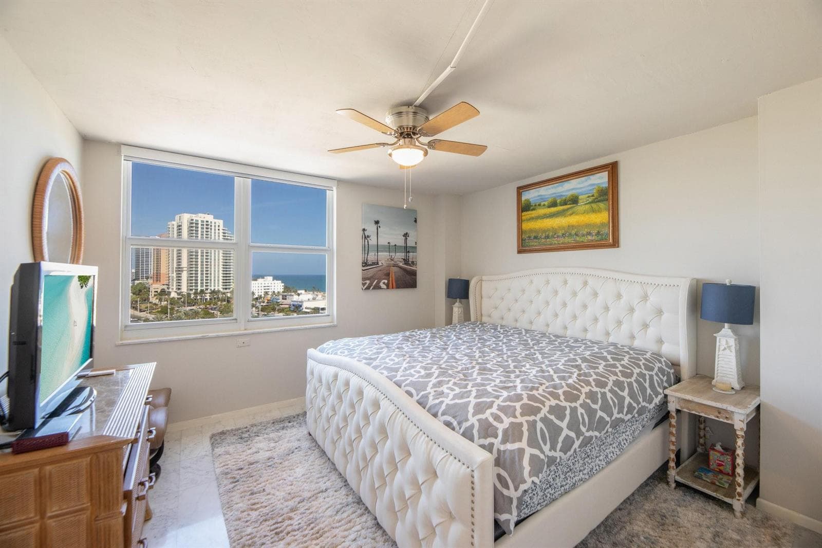 1 Las Olas Circle 1117 photo 18
