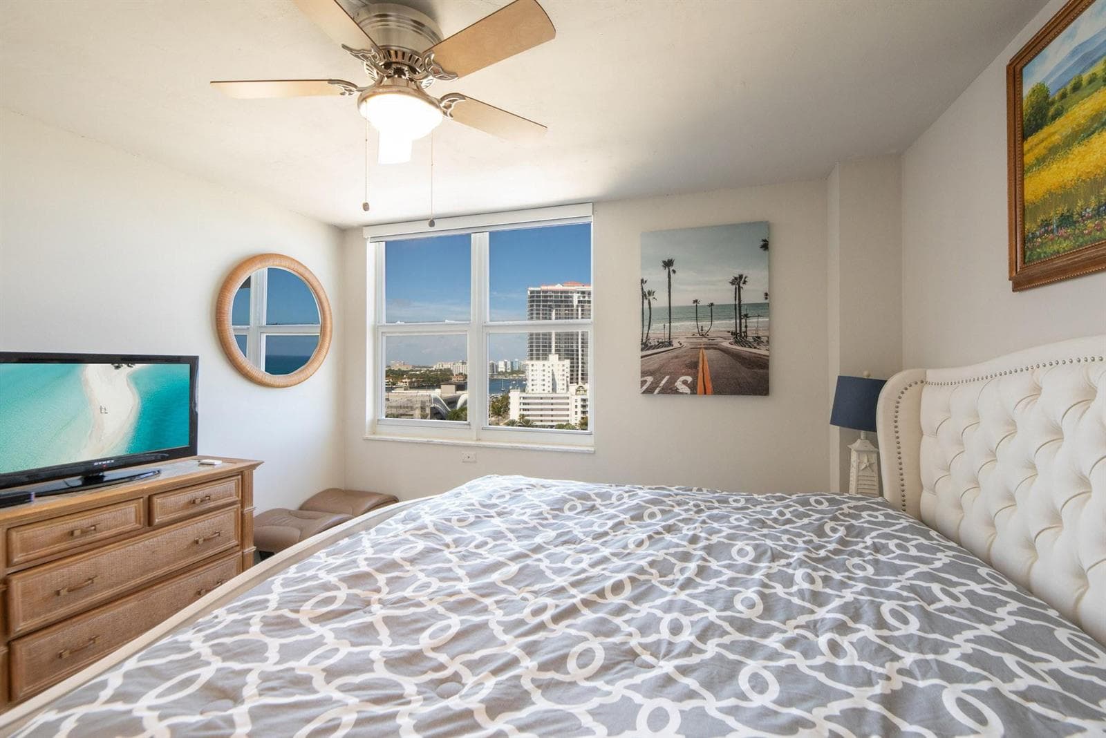 1 Las Olas Circle 1117 photo 19