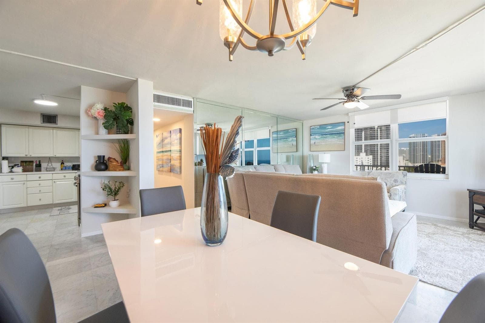 1 Las Olas Circle 1117 photo 8