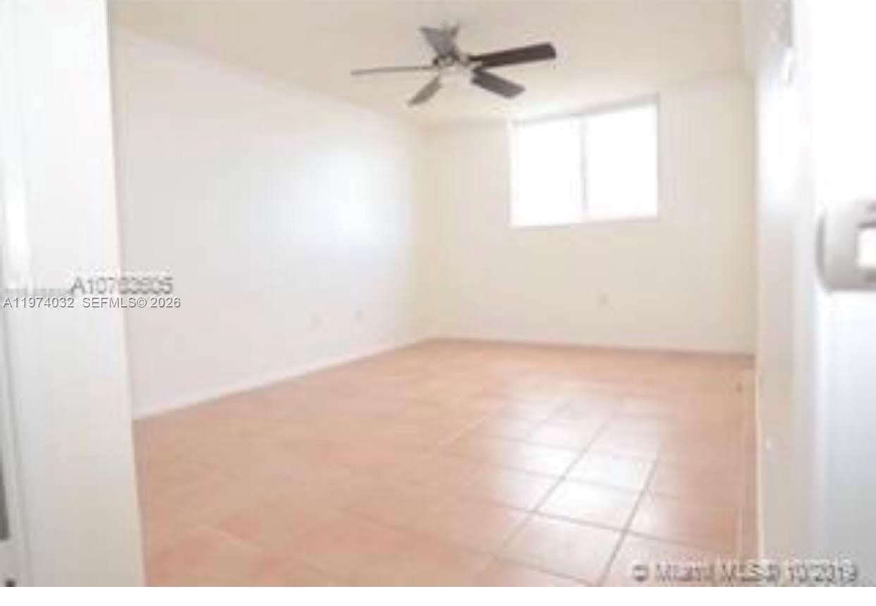 1688 West Ave 1107 photo 20