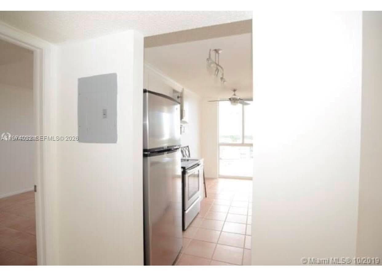 1688 West Ave 1107 photo 14