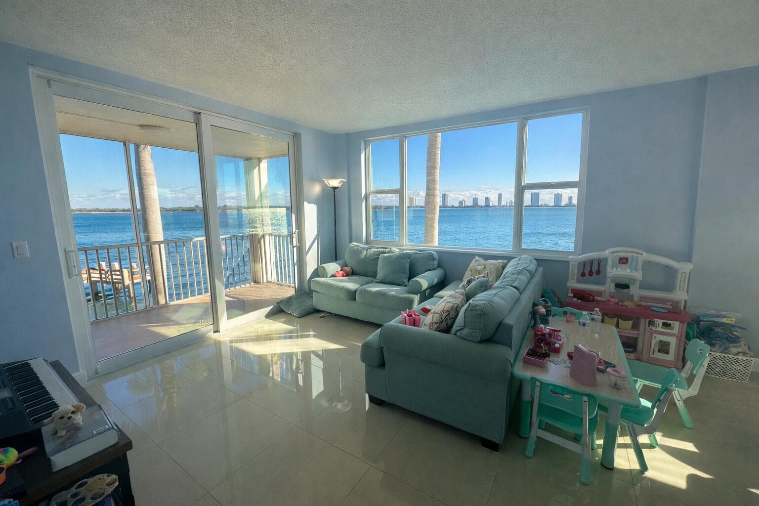 100 Paradise Harbour Boulevard 304 photo 24