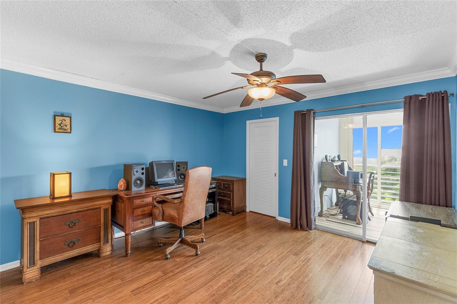 417 Richmond C 417 photo 16