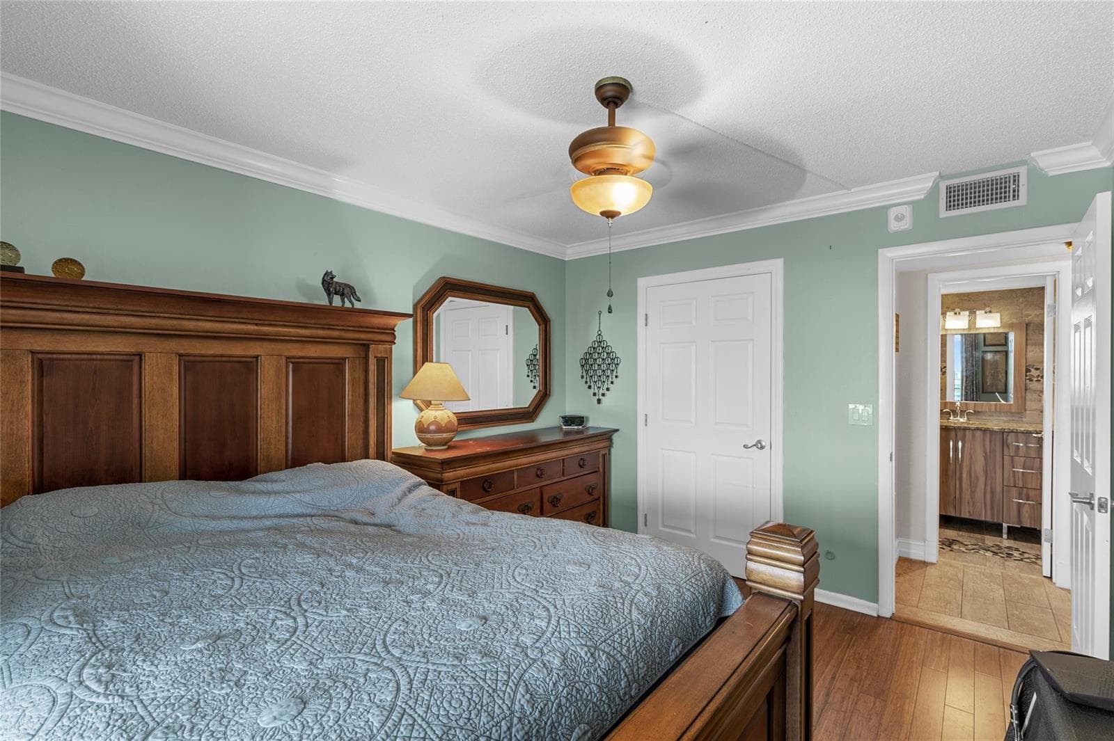 417 Richmond C 417 photo 11