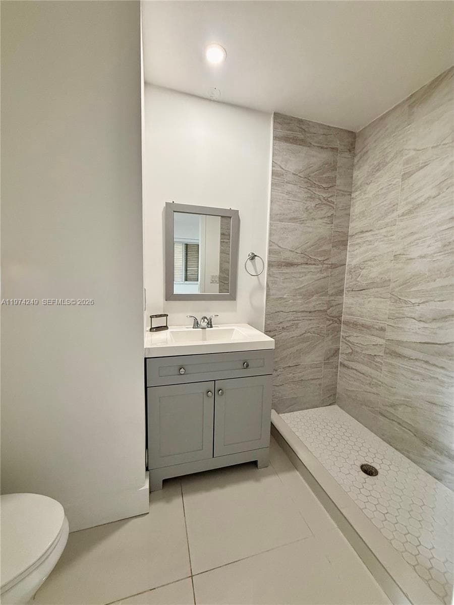 1240 NE 83rd St 1240 photo 12
