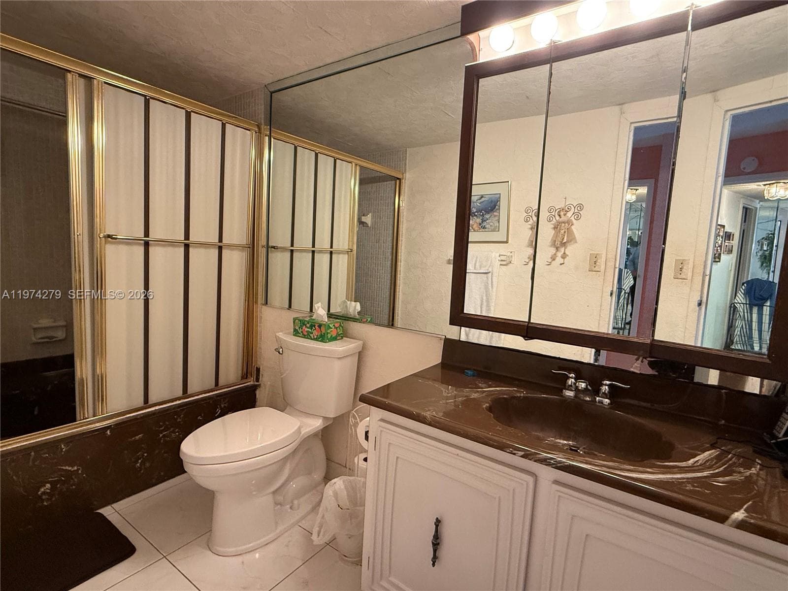 1000 Parkview Dr 1022 photo 8