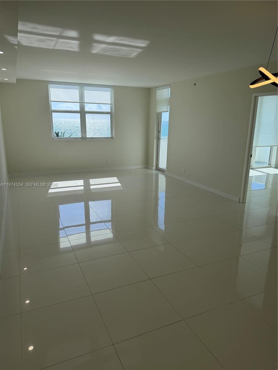 3001 S Ocean Dr 511 photo 7