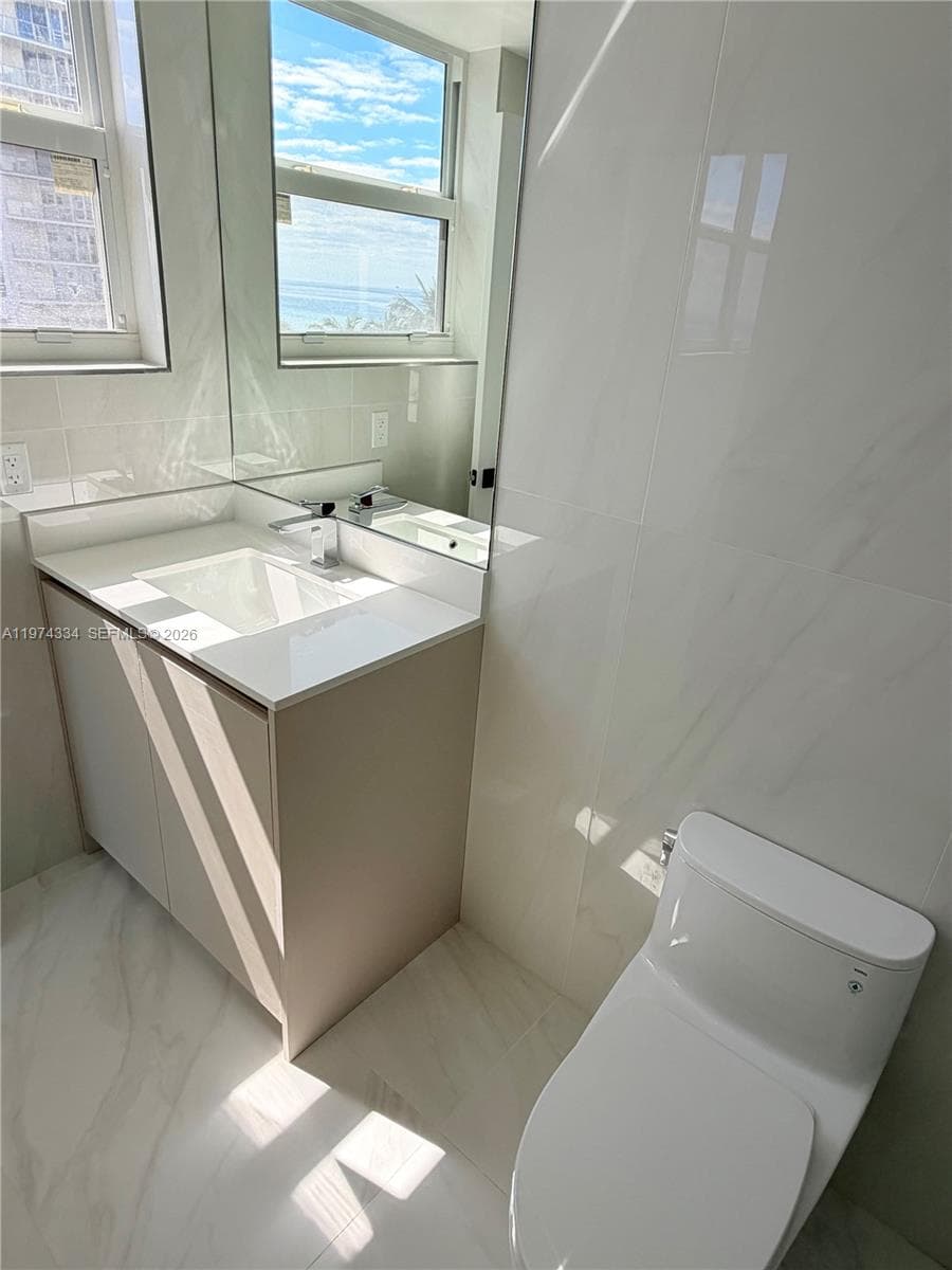 3001 S Ocean Dr 511 photo 19