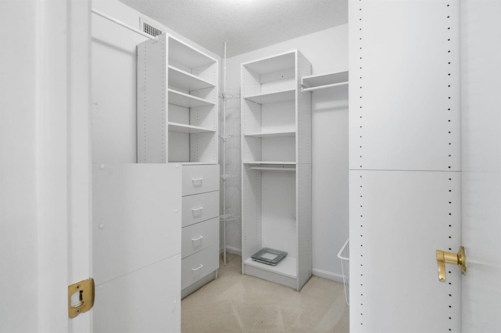 801 Lake Shore Drive 607 photo 14