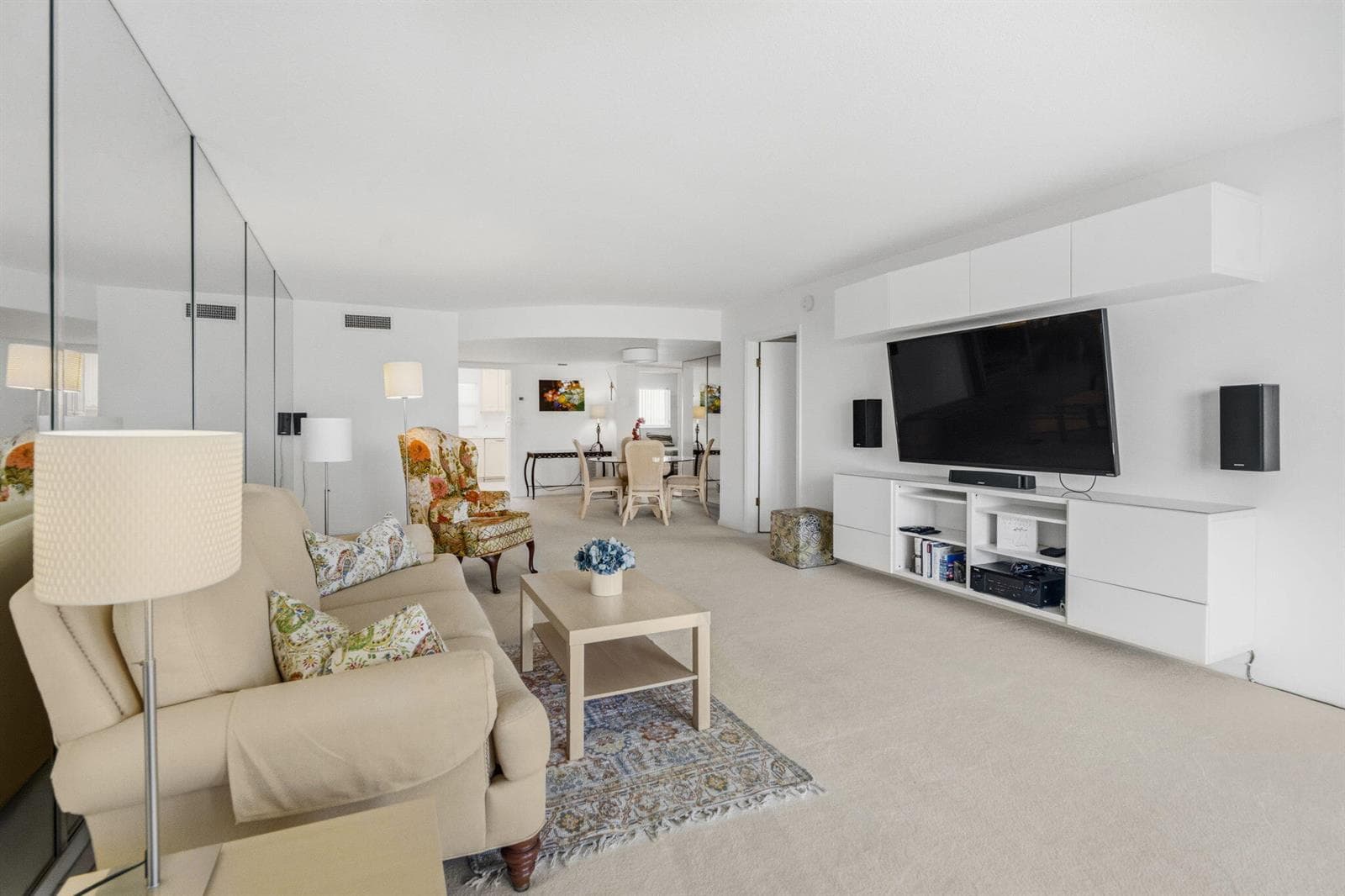 801 Lake Shore Drive 607 photo 8