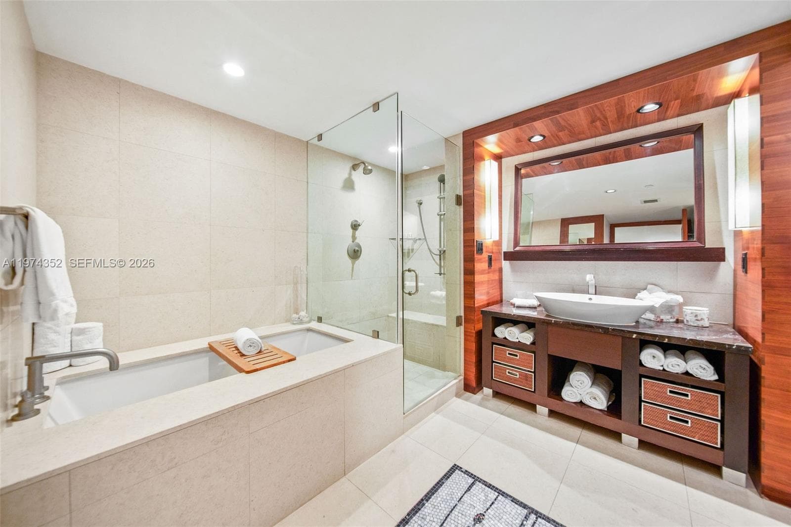 6801 Collins Ave 604 photo 5